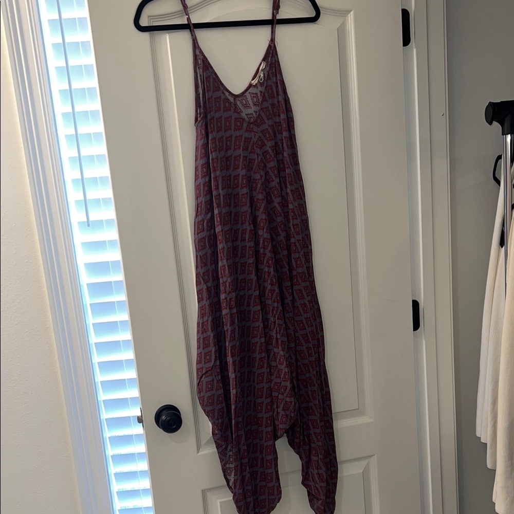 Women's Purple Patterned Jumpsuit - Picture 2 of 4